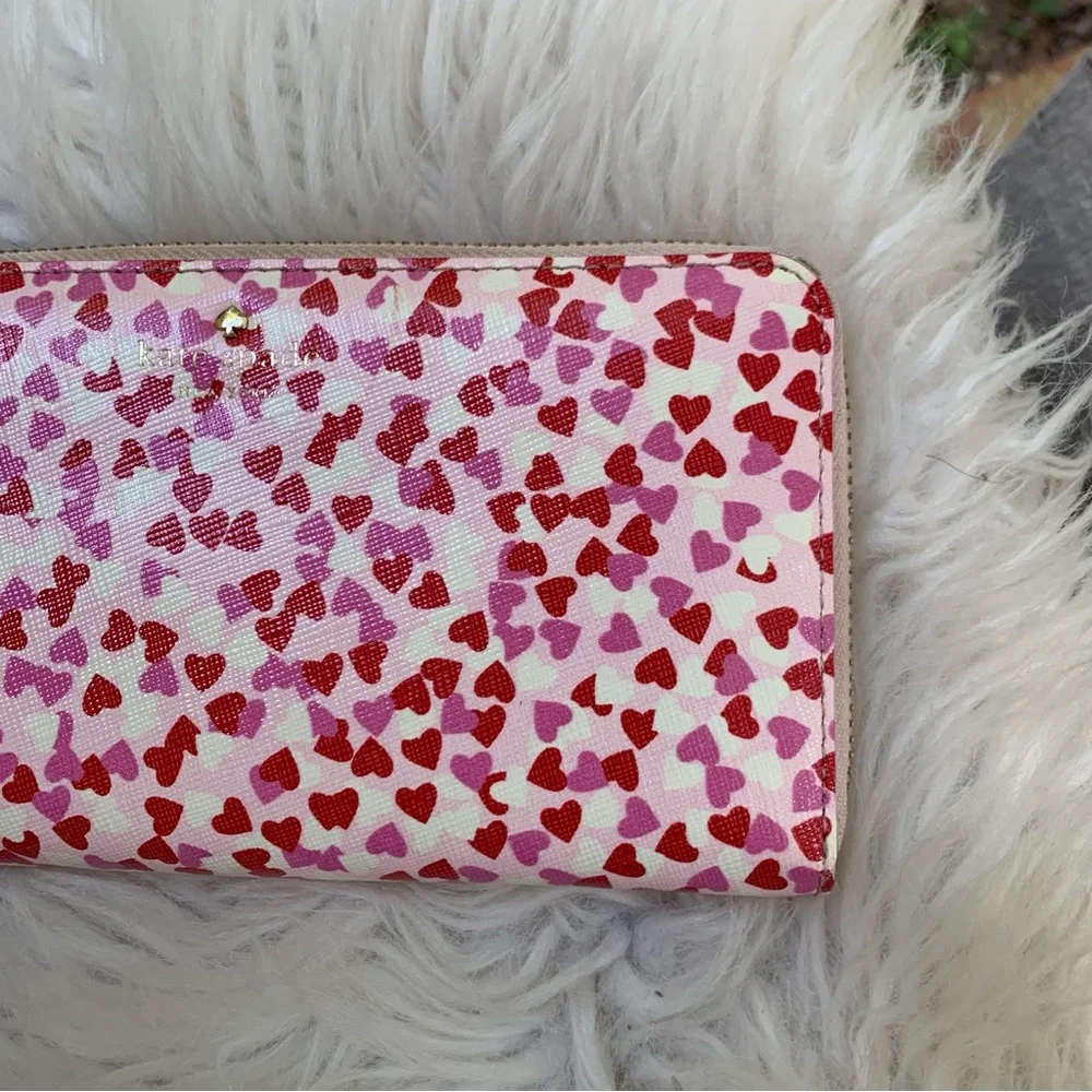 Kate Spade Hearts Accordion Zipper Wallet